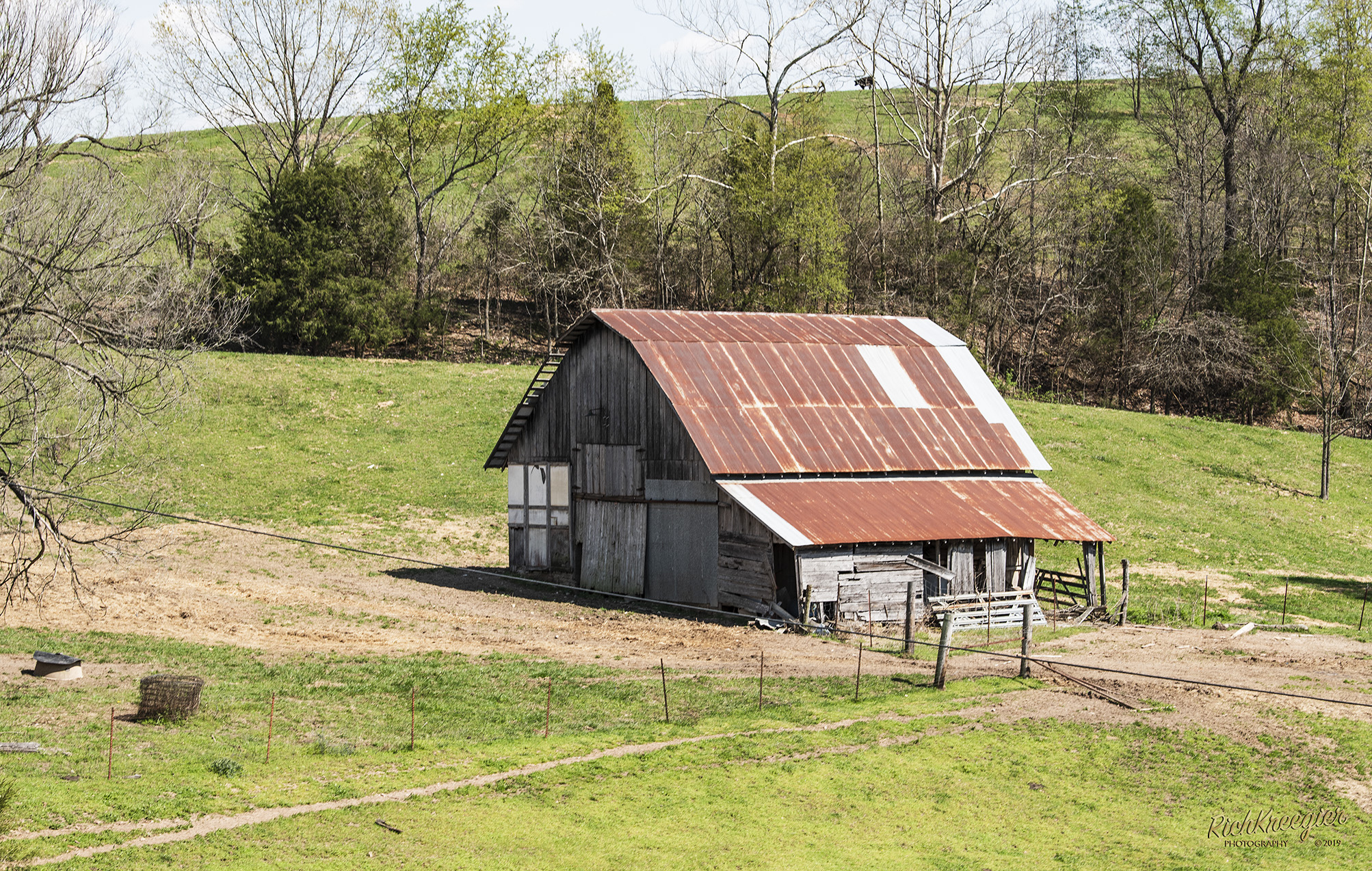 Barn2cr100W_4971